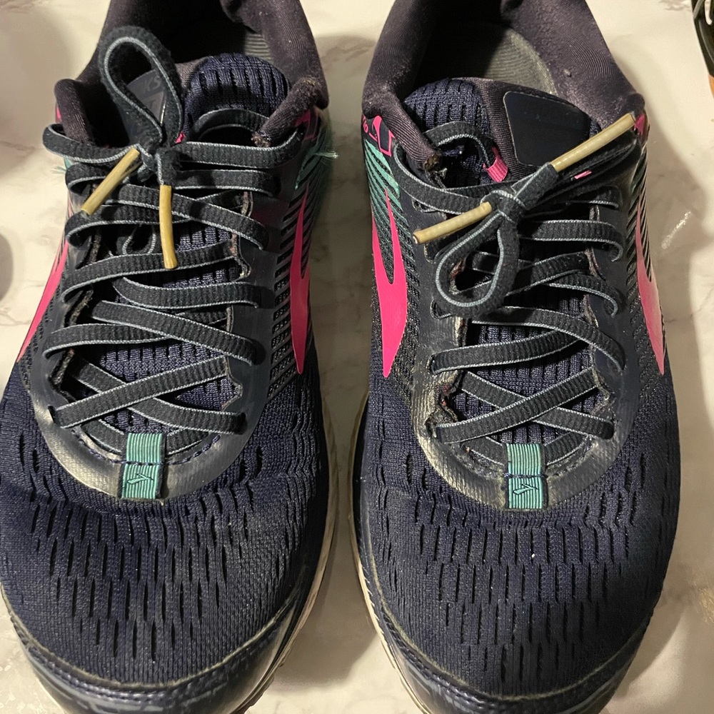 Brooks: 9.5